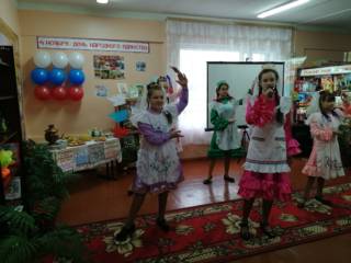 Воспитанники татарских воскресных школ приняли участие в мероприятиях, посвященных 4 ноября